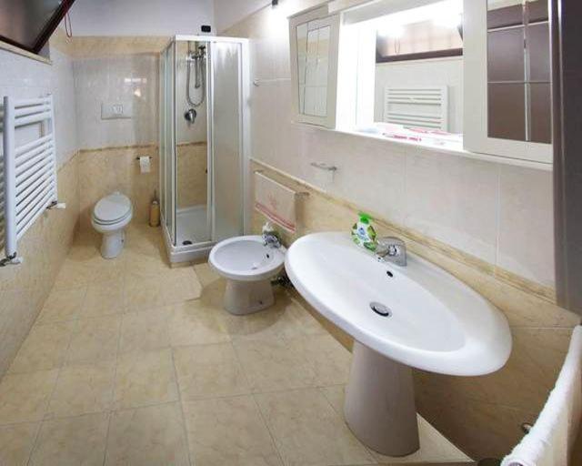 La Fiera Guesthouse Φιουμιτσίνο Εξωτερικό φωτογραφία