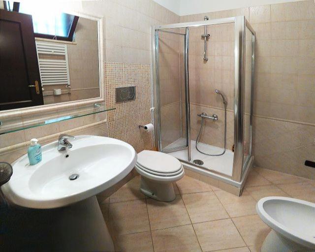 La Fiera Guesthouse Φιουμιτσίνο Εξωτερικό φωτογραφία