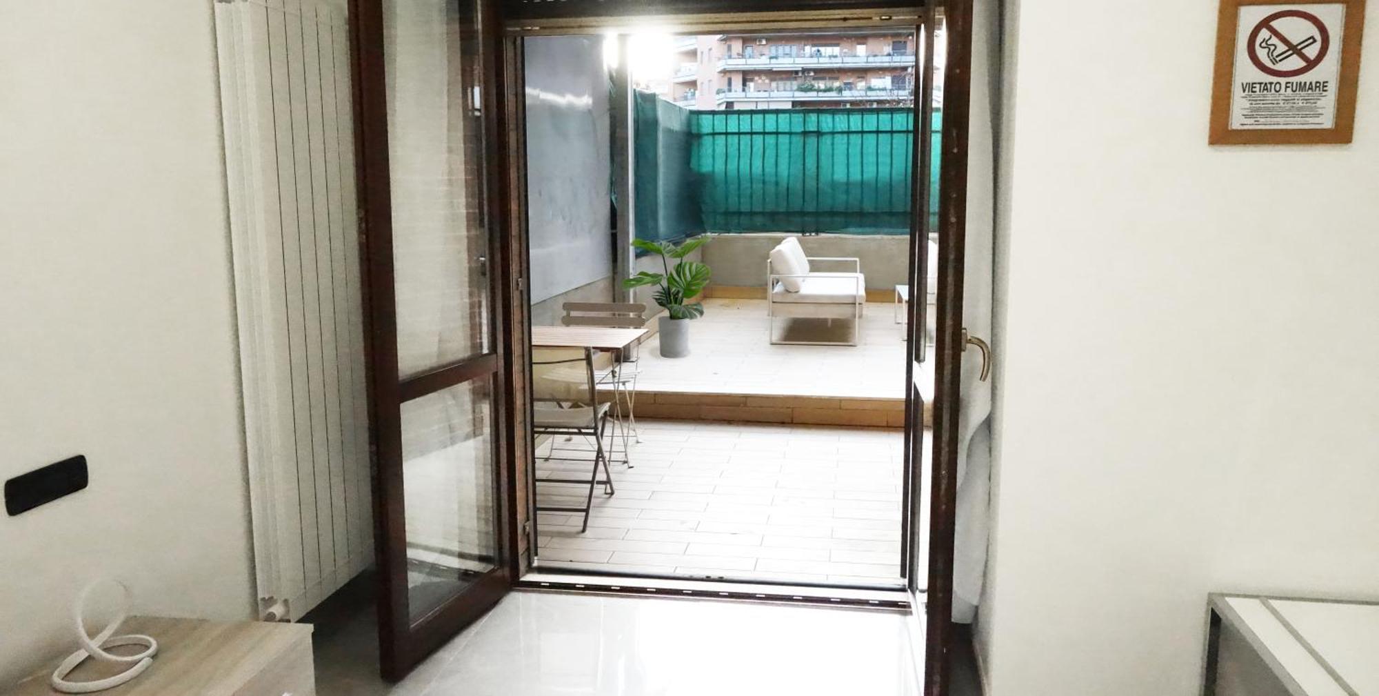 La Fiera Guesthouse Φιουμιτσίνο Εξωτερικό φωτογραφία